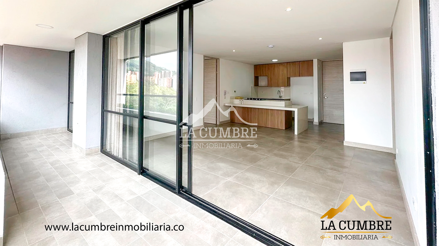 Apartamento de 2 alcobas en arriendo en Los Balsos, Medellín, 100 m² · foto 5 de 18