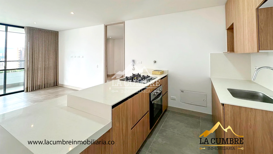 Apartamento de 2 alcobas en arriendo en Los Balsos, Medellín, 100 m² · foto 9 de 18