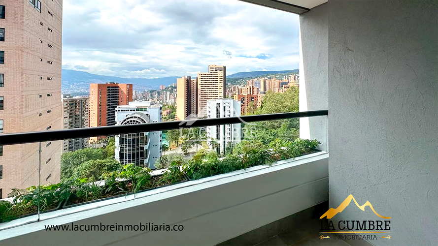 Apartamento de 2 alcobas en arriendo en Los Balsos, Medellín, 100 m² · foto 7 de 18