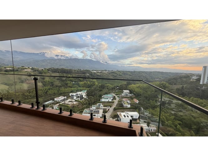 Apartamento de 3 alcobas en venta en Avenida Centenario, Armenia, 123 m² · foto 3 de 24