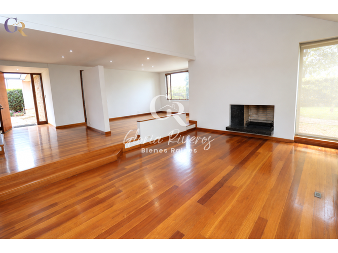 Casa de 3 alcobas en arriendo en Rozo, Cota, 254 m² · foto 6 de 24