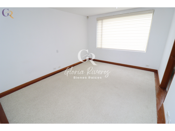 Casa de 3 alcobas en arriendo en Rozo, Cota, 254 m² · foto 13 de 24