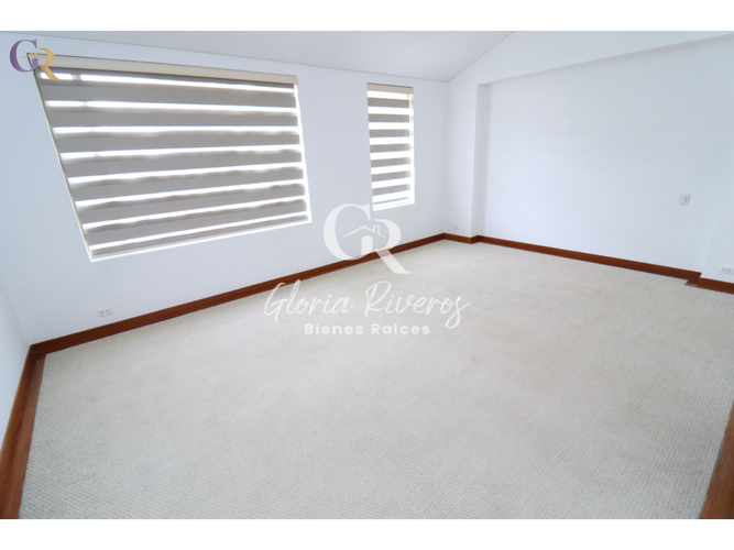 Casa de 3 alcobas en arriendo en Rozo, Cota, 254 m² · foto 21 de 24