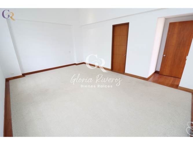 Casa de 3 alcobas en arriendo en Rozo, Cota, 254 m² · foto 22 de 24