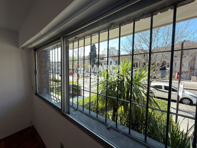 Alquiler Apartamento 1 Dormitorio planta baja. Pocitos, Montevideo · Foto 5