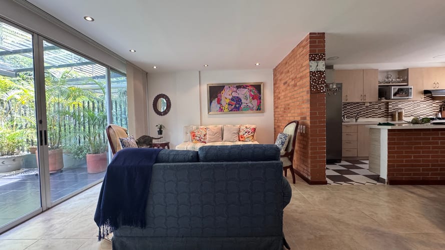 Casa de 4 alcobas en venta en El Poblado, Medellín, 204 m² · foto 10 de 24