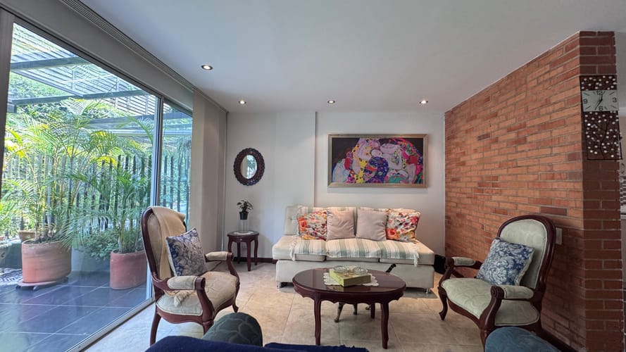 Casa de 4 alcobas en venta en El Poblado, Medellín, 204 m² · foto 12 de 24