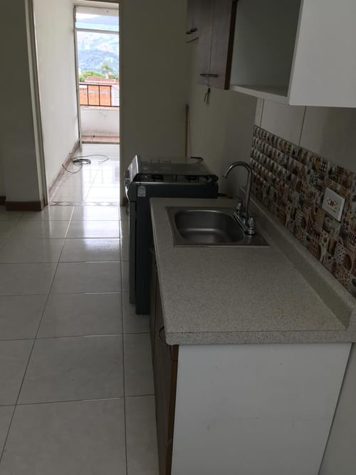 Apartamento de 4 alcobas en venta en Los Angeles, Medellín, 136 m² · foto 9 de 10