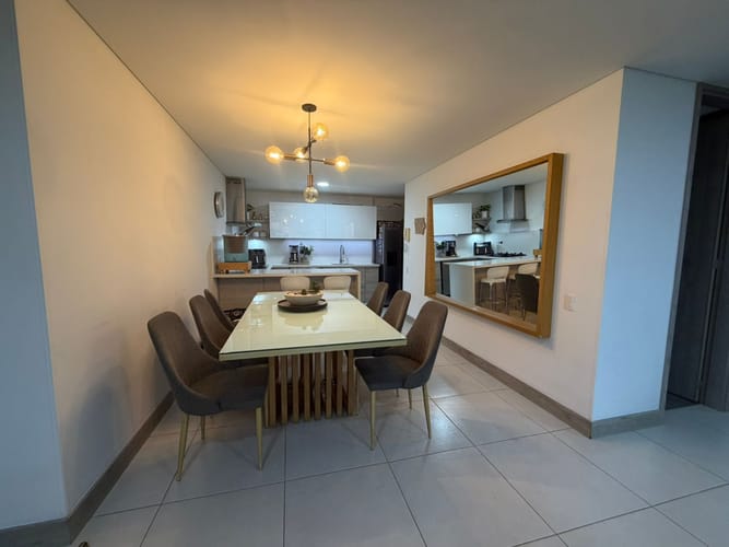 Apartamento de 3 alcobas en venta en Loma Del Esmeraldal, Envigado, 116 m² · foto 4 de 24