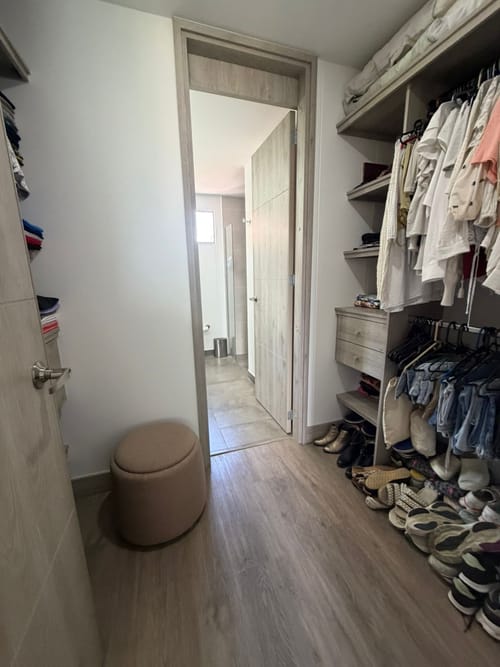 Apartamento de 3 alcobas en venta en Loma Del Esmeraldal, Envigado, 116 m² · foto 11 de 24