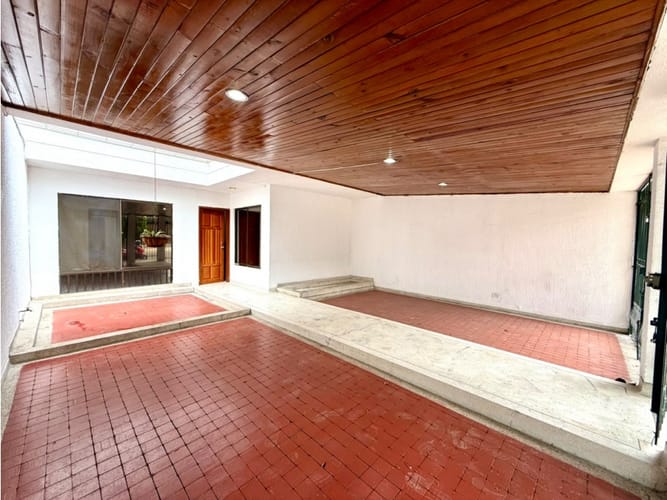 Casa de 3 alcobas en venta en La Flora, Cali, 160 m² · foto 3 de 22