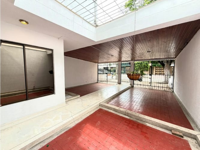 Casa de 3 alcobas en venta en La Flora, Cali, 160 m² · foto 4 de 22