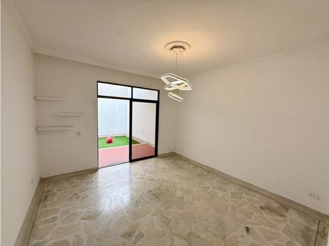 Casa de 3 alcobas en venta en La Flora, Cali, 160 m² · foto 11 de 22