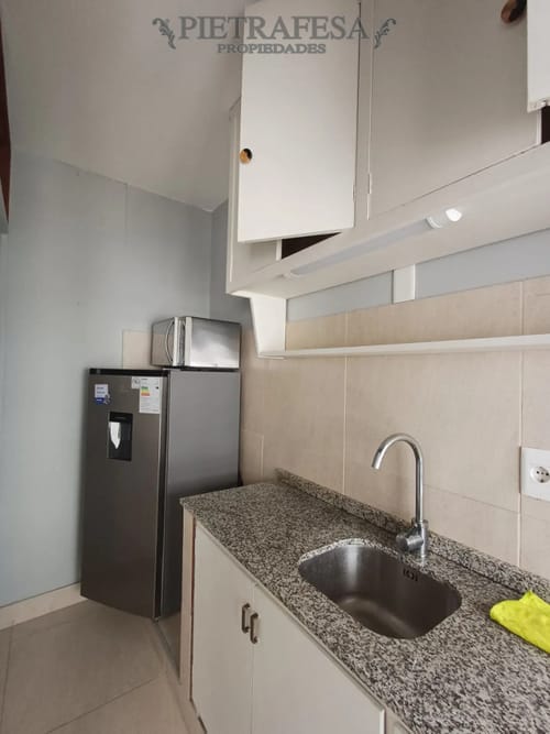 Apartamento en alquiler, 1 dormitorio,1 baño. Centro. · Foto 3