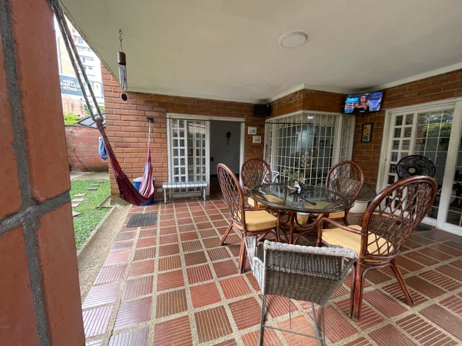 Apartamento de 4 alcobas en venta en Loma Del Indio, Medellín, 289 m² · foto 4 de 24