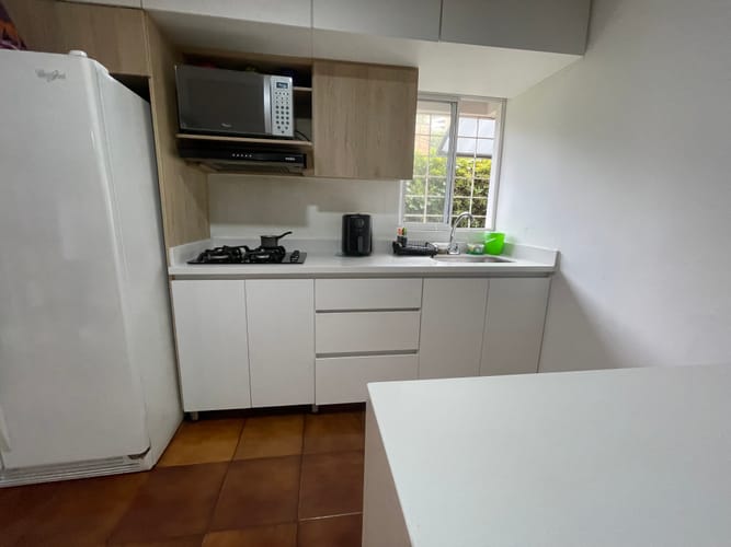Apartamento de 4 alcobas en venta en Loma Del Indio, Medellín, 289 m² · foto 8 de 24