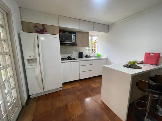 Apartamento de 4 alcobas en venta en Loma Del Indio, Medellín, 289 m² · foto 9 de 24
