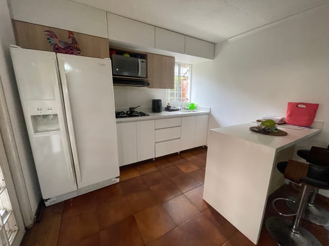 Apartamento de 4 alcobas en venta en Loma Del Indio, Medellín, 289 m² · foto 10 de 24