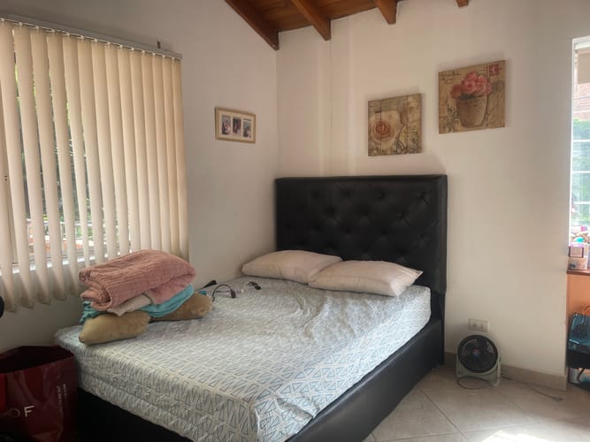 Apartamento de 4 alcobas en venta en Loma Del Indio, Medellín, 289 m² · foto 23 de 24