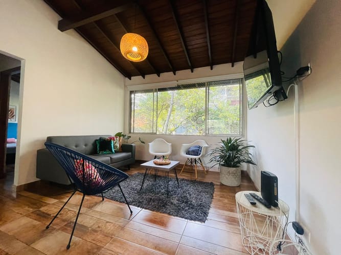 Apartamento de 2 alcobas en venta en La Candelaria, Medellín, 80 m² · foto 3 de 21