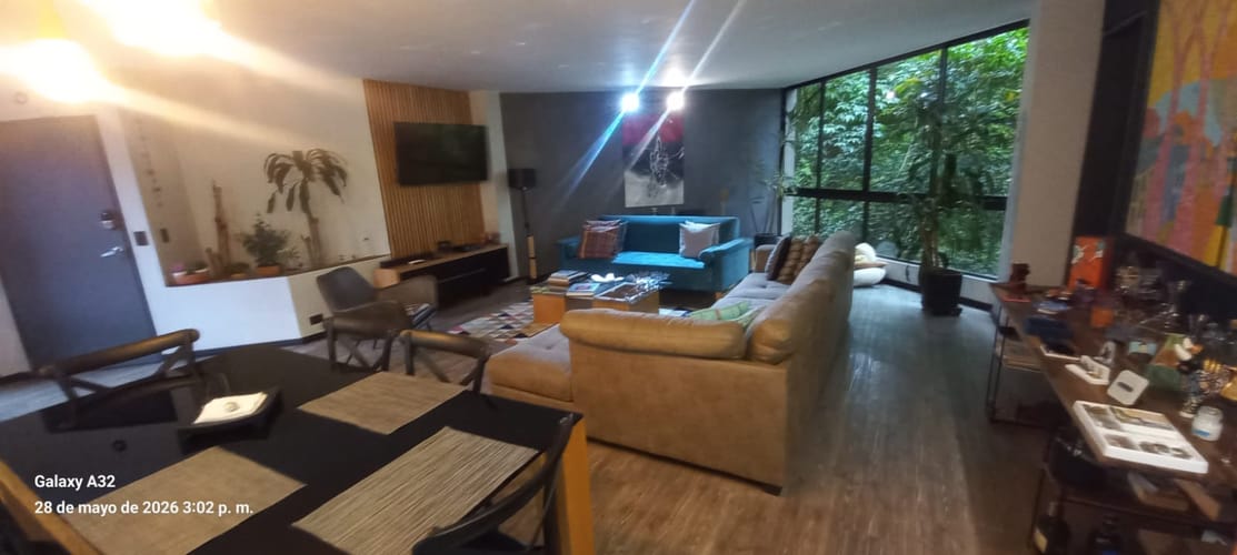 Apartamento de 2 alcobas en venta en La Florida, Medellín, 156 m² · foto 2 de 24