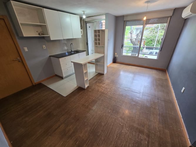 ALQUILER | Apartamento de 2 dormitorios con cochera exclusiva a pasos del Prado · Foto 2