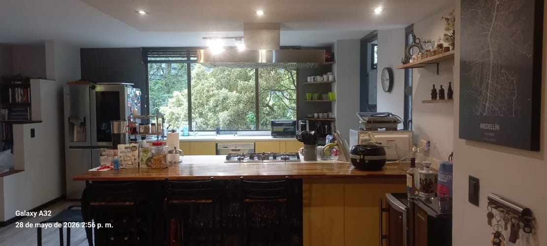 Apartamento de 2 alcobas en venta en La Florida, Medellín, 156 m² · foto 8 de 24