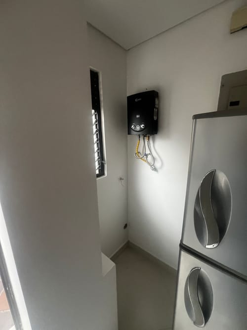 Apartamento de 4 alcobas en venta en Laureles, Medellín, 215 m² · foto 2 de 22