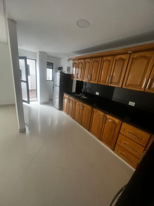 Apartamento de 4 alcobas en venta en Laureles, Medellín, 215 m² · foto 4 de 22