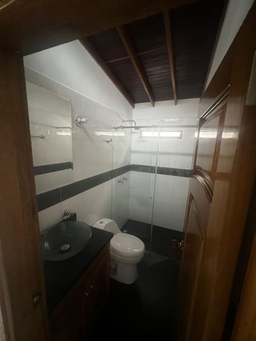 Apartamento de 4 alcobas en venta en Laureles, Medellín, 215 m² · foto 9 de 22