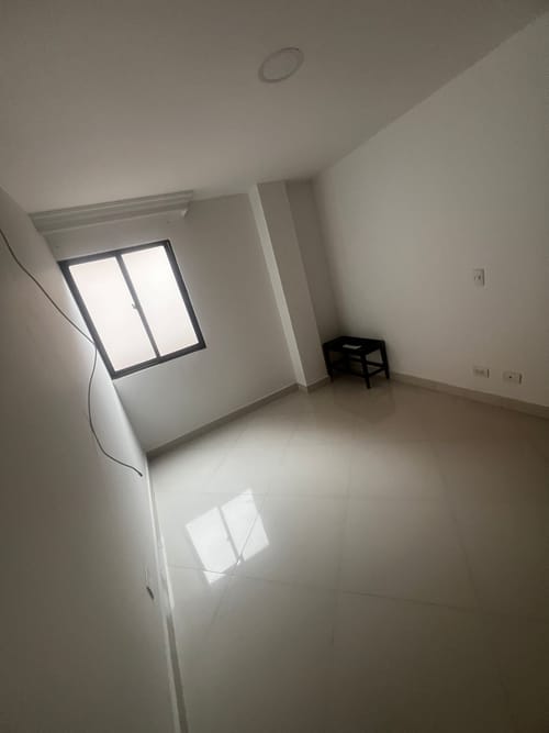 Apartamento de 4 alcobas en venta en Laureles, Medellín, 215 m² · foto 12 de 22