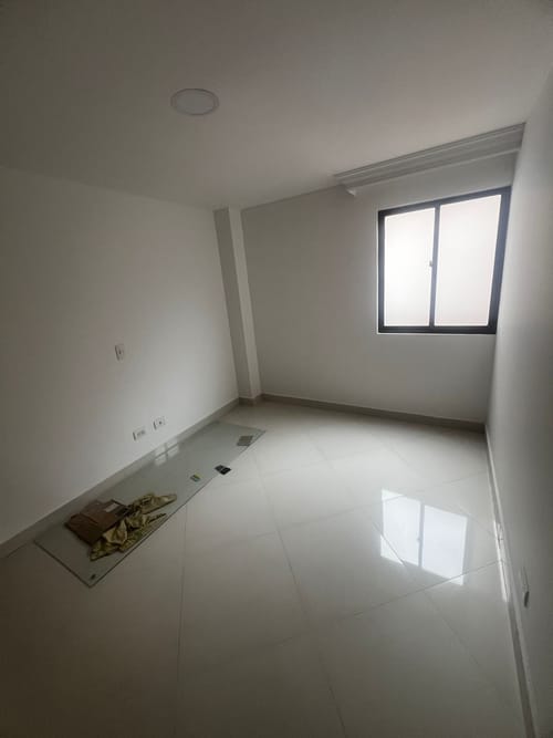Apartamento de 4 alcobas en venta en Laureles, Medellín, 215 m² · foto 14 de 22