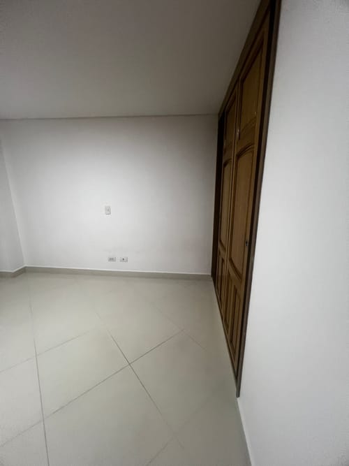 Apartamento de 4 alcobas en venta en Laureles, Medellín, 215 m² · foto 16 de 22