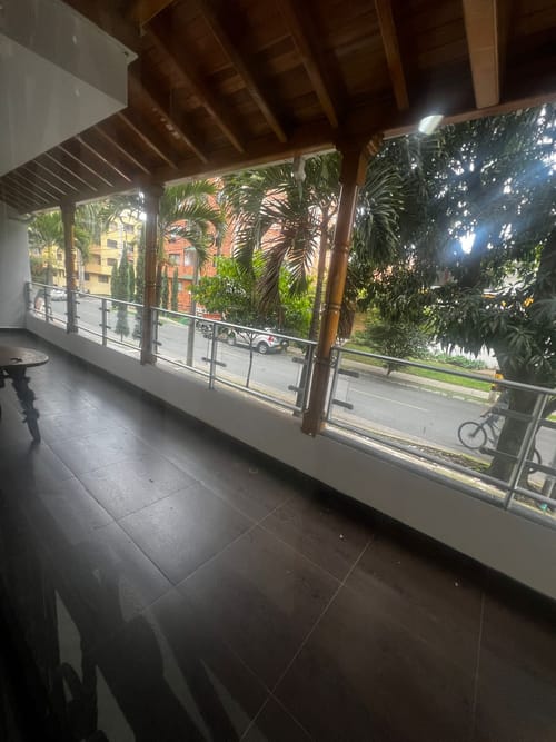 Apartamento de 4 alcobas en venta en Laureles, Medellín, 215 m² · foto 19 de 22