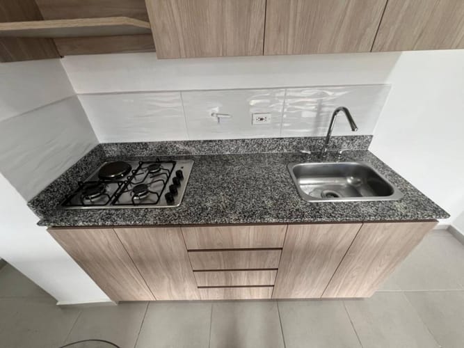 Apartamento de 3 alcobas en arriendo en Señorial, Envigado, 80 m² · foto 4 de 24