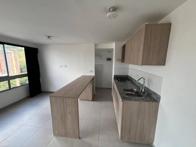 Apartamento de 3 alcobas en arriendo en Señorial, Envigado, 80 m² · foto 6 de 24