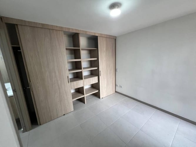 Apartamento de 3 alcobas en arriendo en Señorial, Envigado, 80 m² · foto 10 de 24