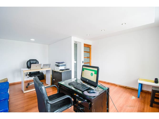 Oficina en venta en El Centro, Manizales, 165 m² · foto 10 de 15