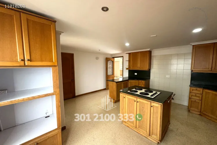 Apartamento de 2 alcobas en arriendo en Las Acacias, Medellín, 220 m² · foto 9 de 24