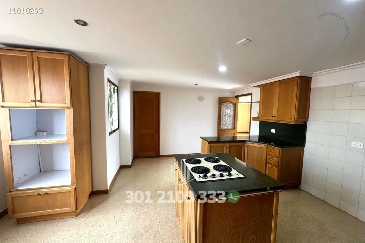 Apartamento de 2 alcobas en arriendo en Las Acacias, Medellín, 220 m² · foto 10 de 24