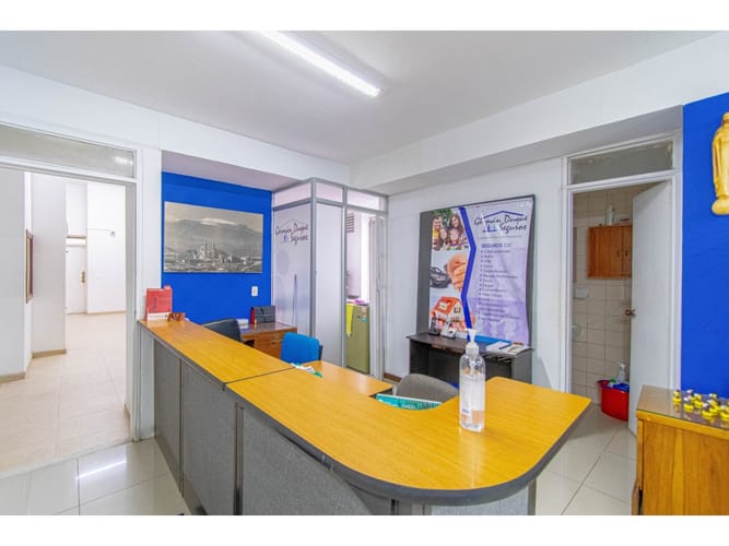 Oficina en venta en El Centro, Manizales, 46 m² · foto 8 de 9