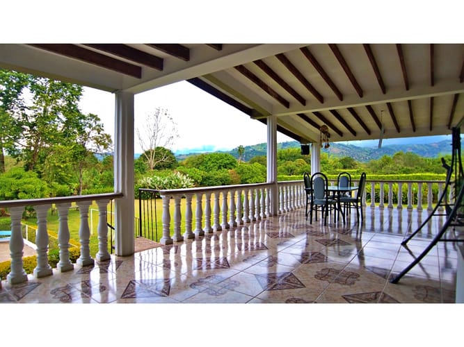 Finca en venta en Santagueda, Manizales, 622 m² · foto 5 de 24