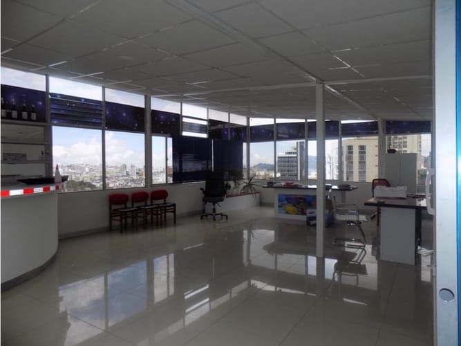 Local en venta en Cable, Manizales, 423 m² · foto 18 de 24