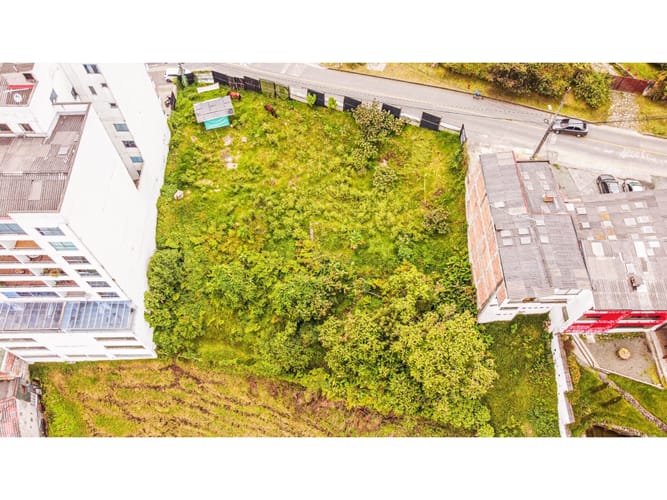 Lote en venta en Milan, Manizales, 1200 m² · foto 8 de 9