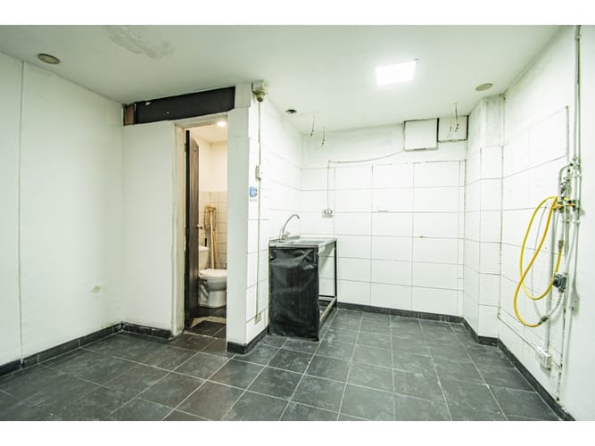 Local en venta en El Centro, Manizales, 27 m² · foto 5 de 7