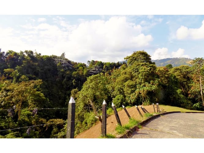 Lote en venta en El Trebol, Manizales, 16200 m² · foto 4 de 4