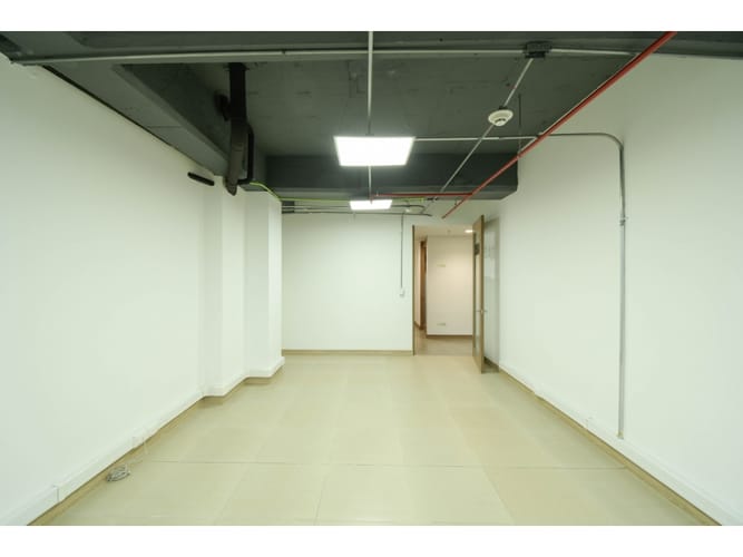 Oficina en venta en Avenida Santander, Manizales, 30 m² · foto 3 de 5