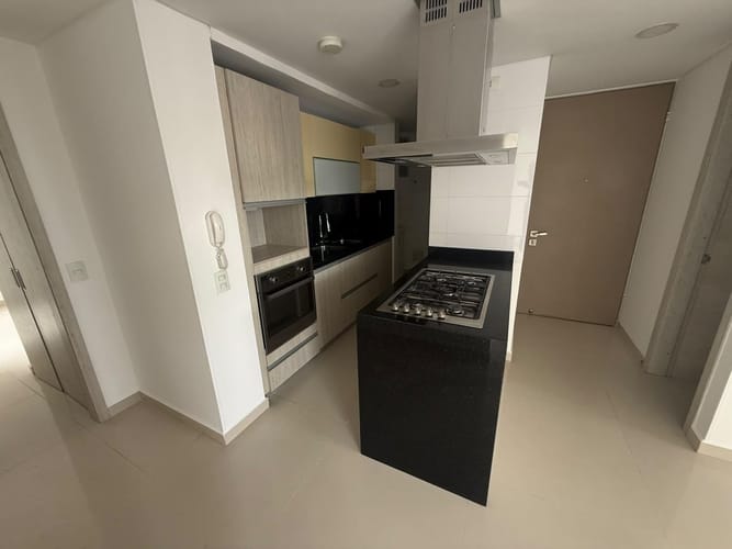 Apartamento de 2 alcobas en arriendo en El Prado, Bucaramanga, 75 m² · foto 3 de 19