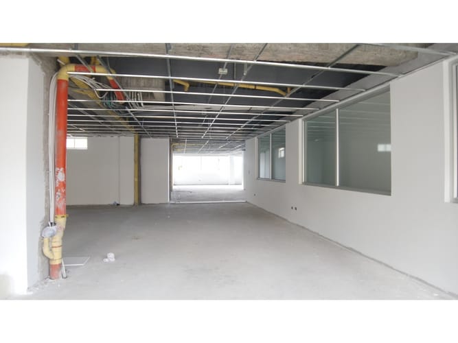 Local en venta en Avenida Santander, Manizales, 273 m² · foto 3 de 4