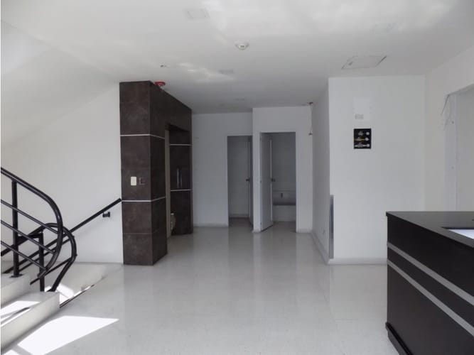 Edificio en venta en Palermo, Manizales, 876 m² · foto 7 de 24